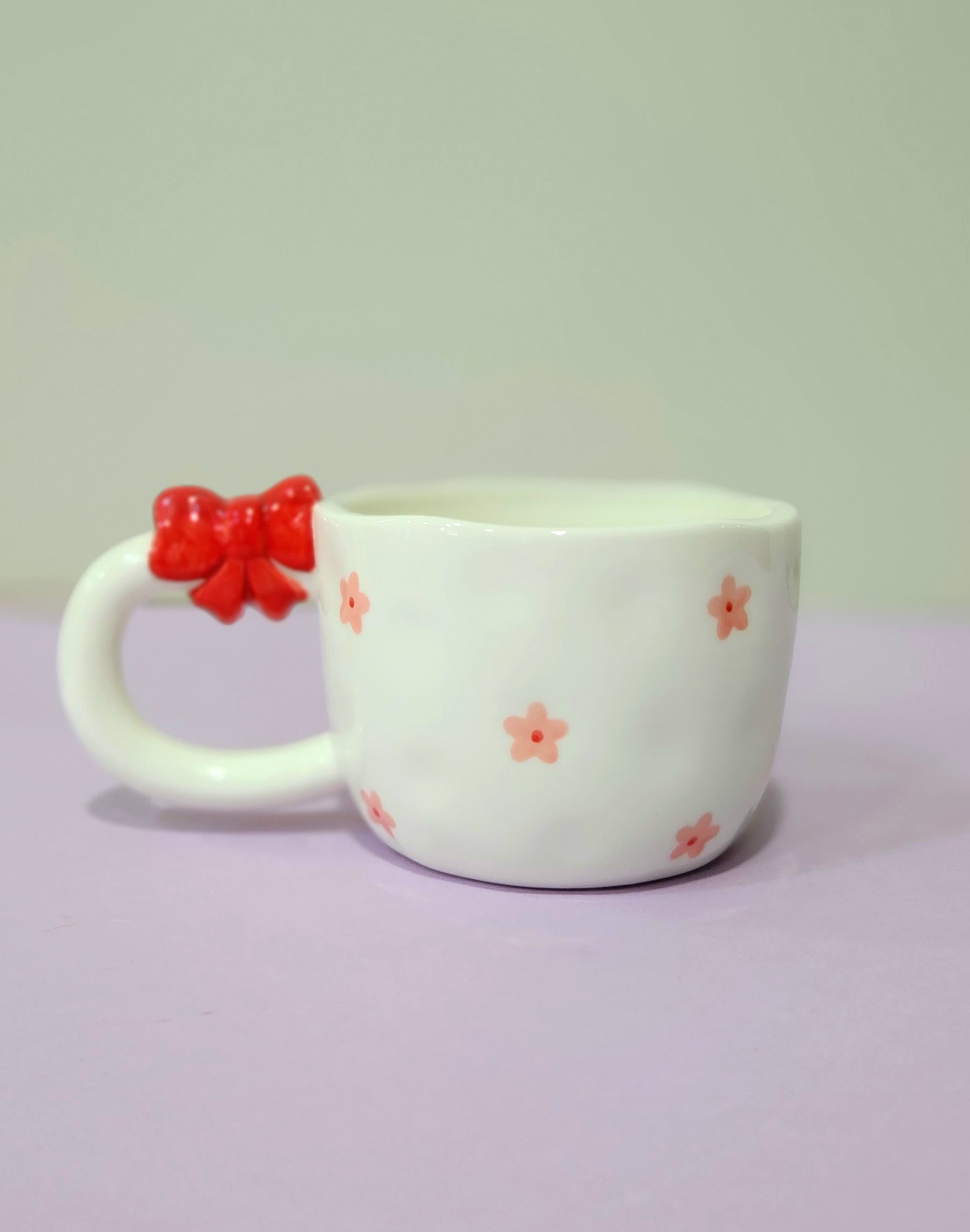 Clouded Mug-Red Bow